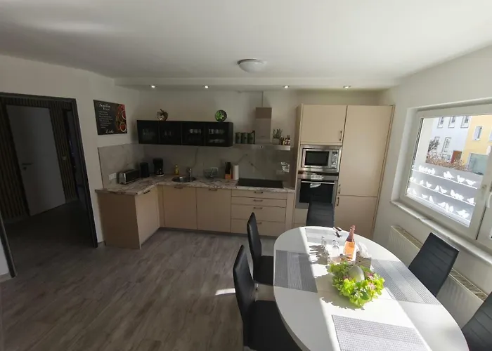 Elias Deluxe Appartement *