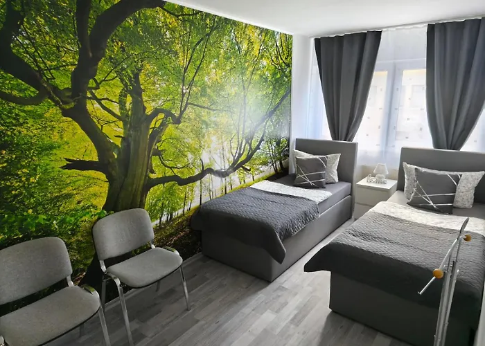 Elias Deluxe * Gotha